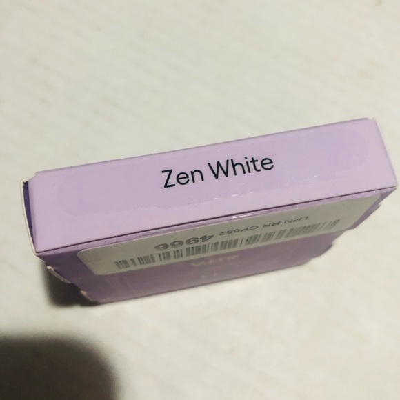 New Loop Noise Canceling Earplugs - Picture 2 of 3